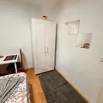 Habitacion Interior En Madrid
